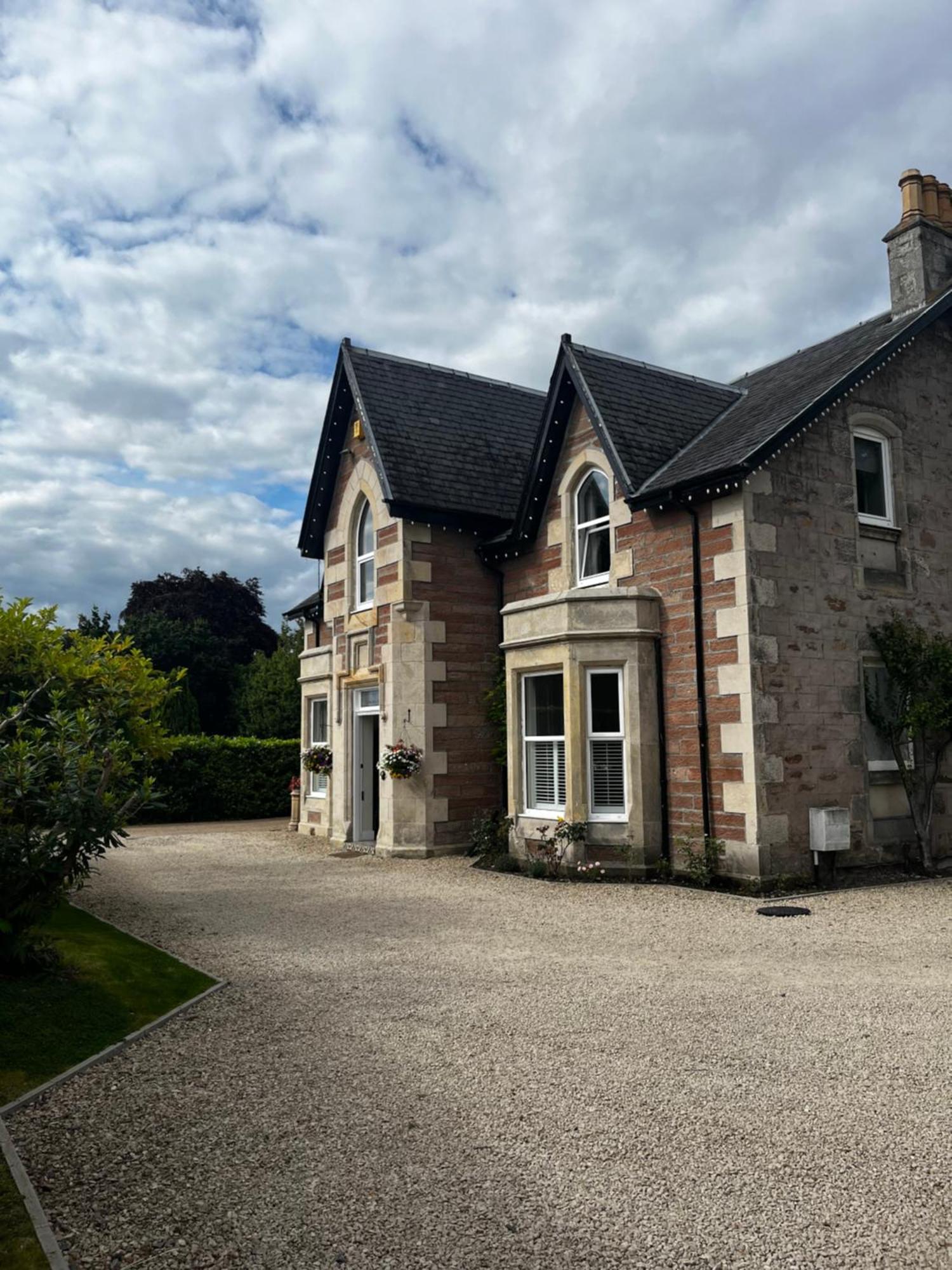 Beinn Mhor Lodge, 63 Culduthel Road Inverness Exteriér fotografie